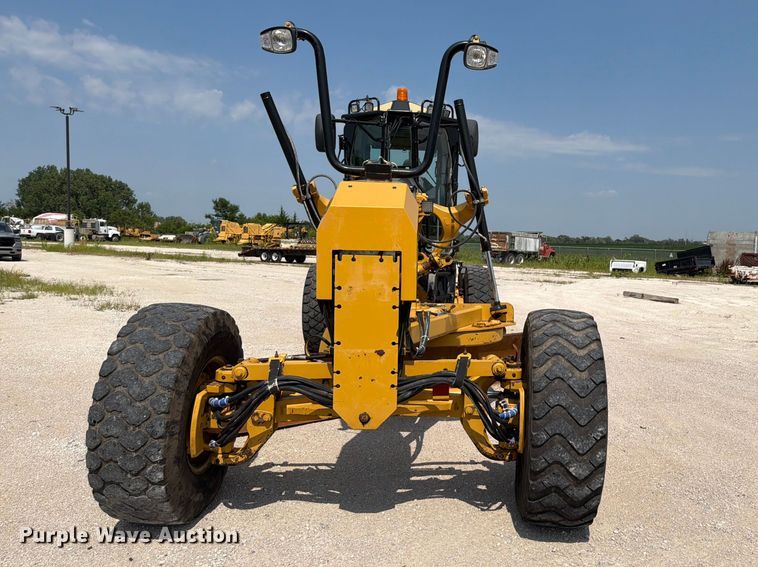 2012 Caterpillar 140M2 VHP Plus Motor Grader - photo 2
