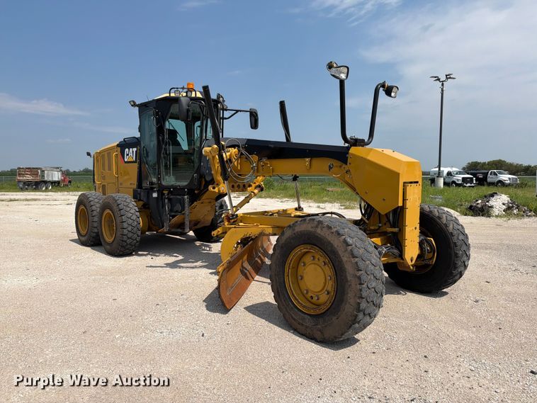 2012 Caterpillar 140M2 VHP Plus Motor Grader - photo 3