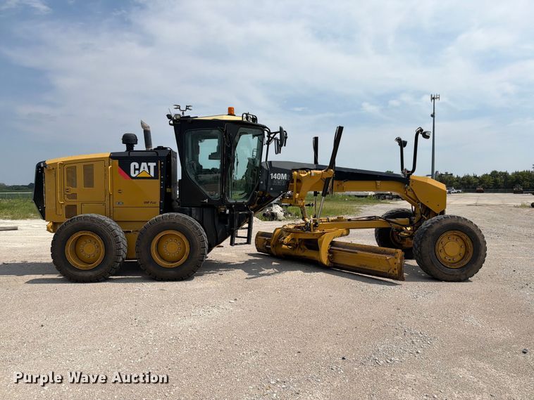 2012 Caterpillar 140M2 VHP Plus Motor Grader - photo 4
