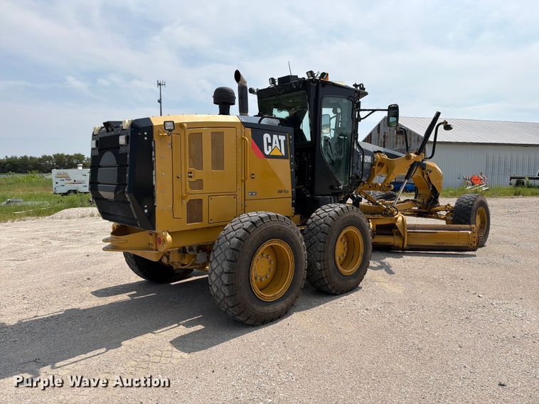 2012 Caterpillar 140M2 VHP Plus Motor Grader - photo 5