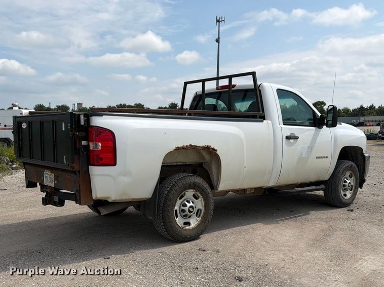 2011 Chevrolet Silverado 2500HD Pickup Truck - photo 5