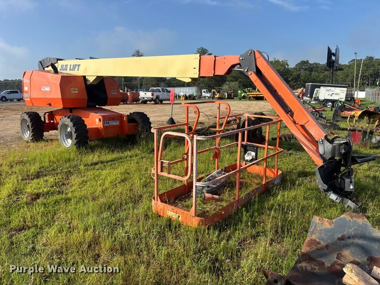 2012 JLG 660SJ Boom Lift - photo 2