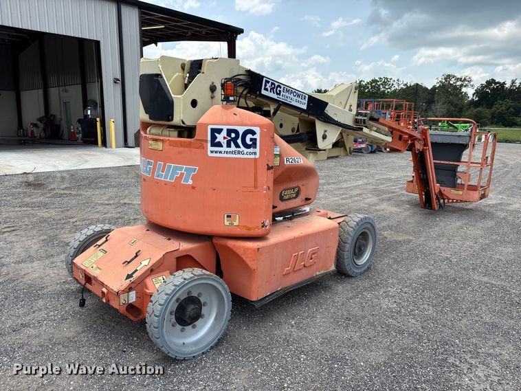 2006 JLG E400AJPN Boom Lift - photo 5