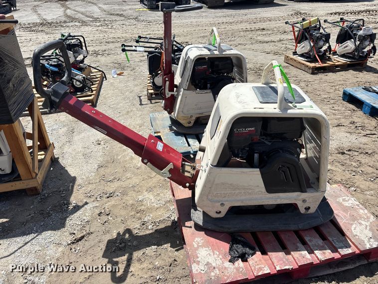 2023 Dynapac DRQ35 Plate Compactor - photo 4