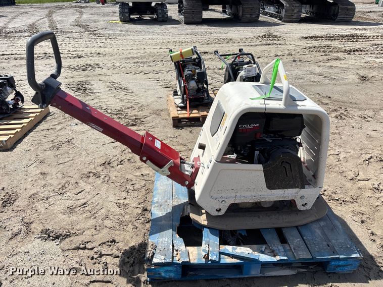 2023 Dynapac DRQ35 Plate Compactor - photo 4