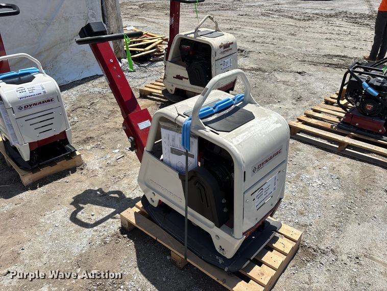 2022 Dynapac DRQ25 Plate Compactor - photo 3