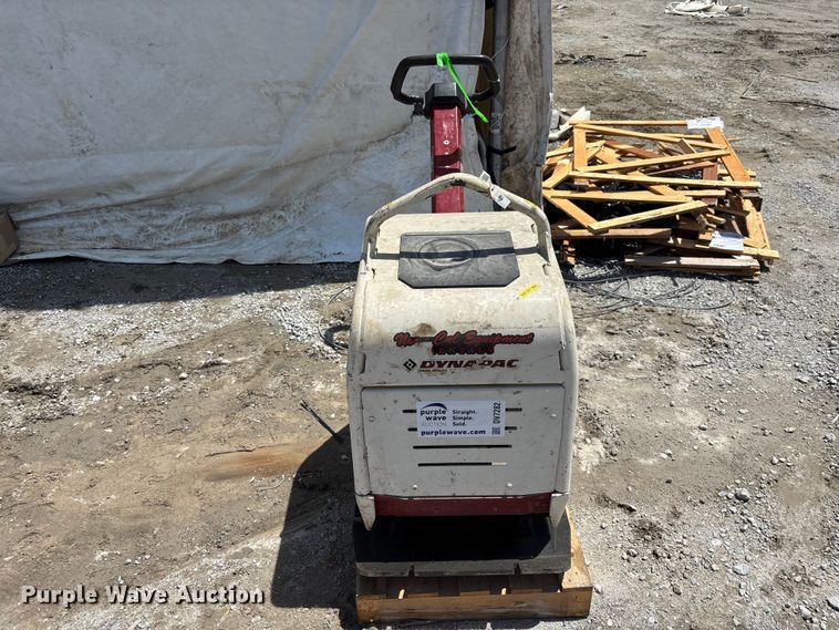 2023 Dynapac DRQ35 Plate Compactor - photo 2