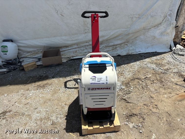 2022 Dynapac DRQ15 Plate Compactor - photo 2