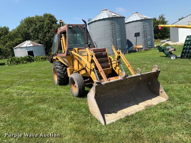 1986 Case 580 Super E Backhoe - photo 3