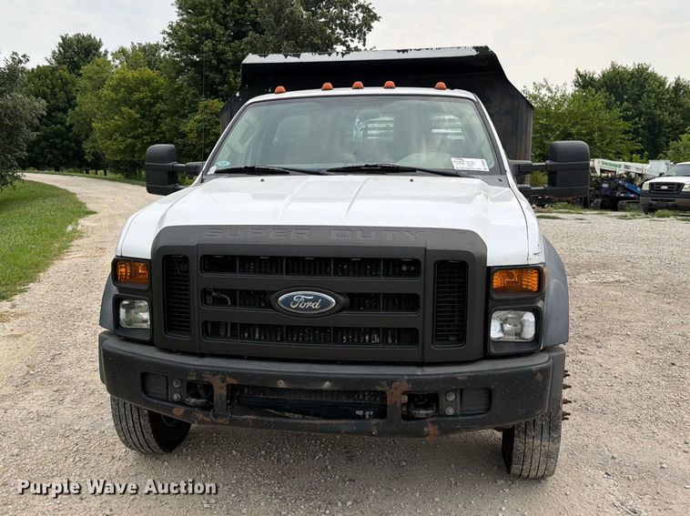 2008 Ford F450 Super Duty Dump Truck - photo 2