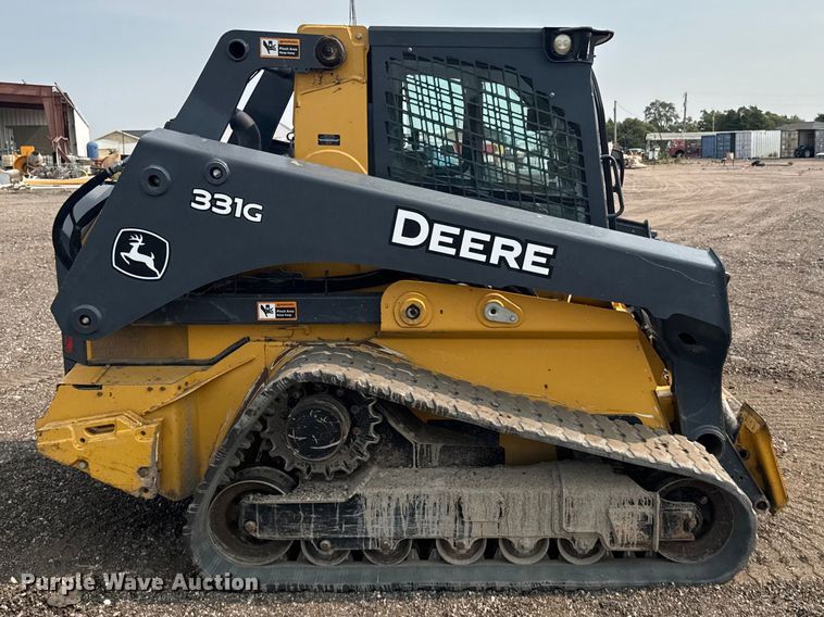 2015 John Deere 331G Tracked Skid Steer Loader - photo 4