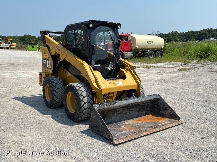 2019 Caterpillar 262D Skid Steer Loader - photo 3