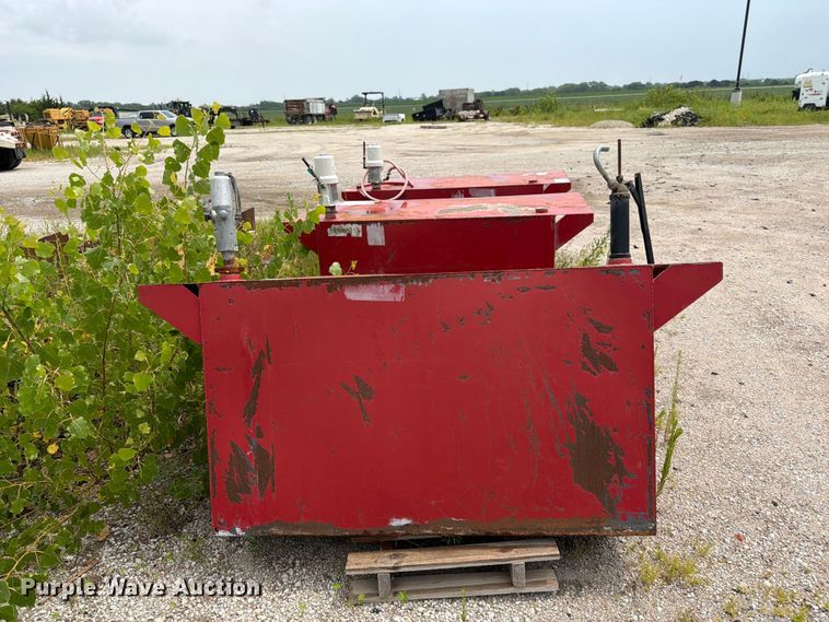 (3) Oil Tanks - photo 2