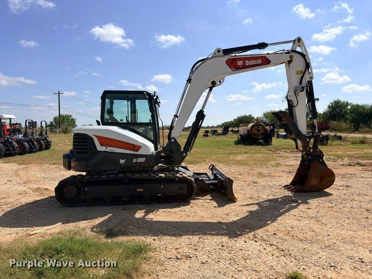 2023 Bobcat E88 R2-Series Mini Excavator - photo 4