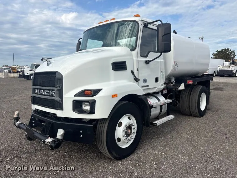 2023 Mack MD Water Truck