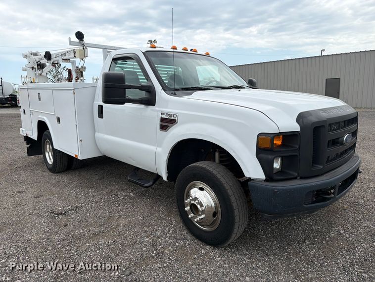 2008 Ford F350 Super Duty Utility Bed Pickup Truck - photo 3