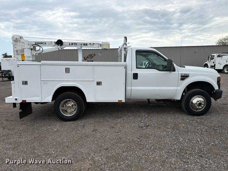 2008 Ford F350 Super Duty Utility Bed Pickup Truck - photo 4