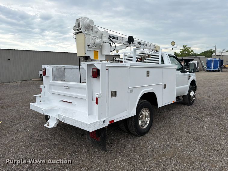 2008 Ford F350 Super Duty Utility Bed Pickup Truck - photo 5