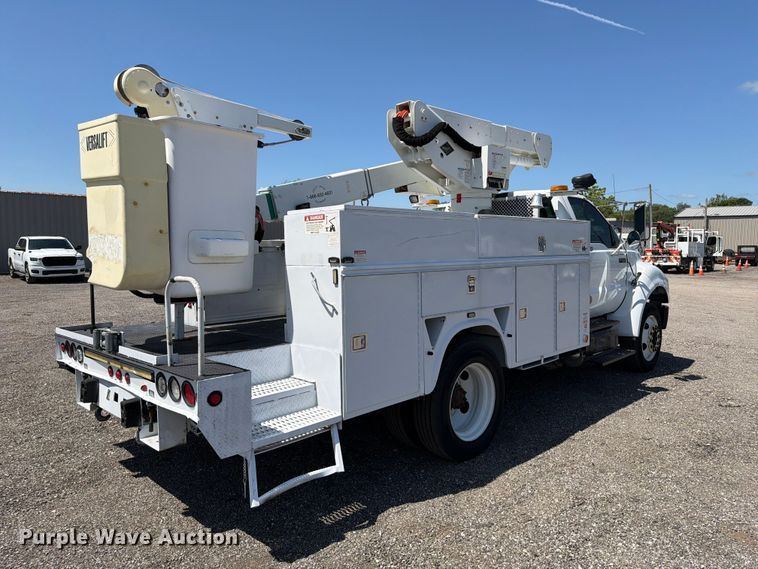 2015 Ford F650 Super Duty Bucket Truck - photo 5