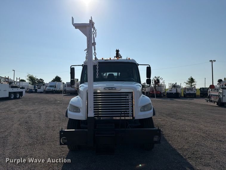 2012 Freightliner Business Class M2 Crew Cab Crane Truck - photo 2