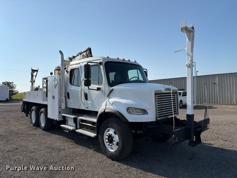2012 Freightliner Business Class M2 Crew Cab Crane Truck - photo 3