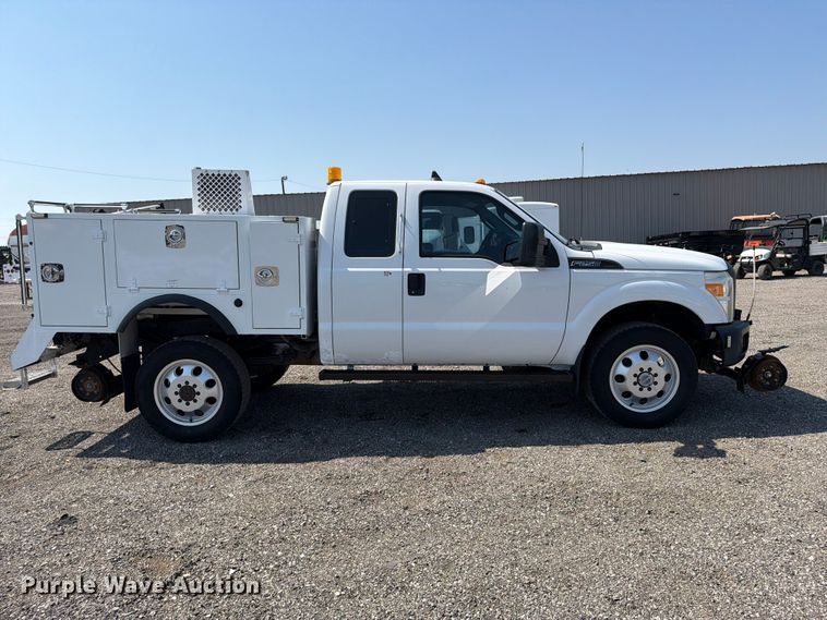 2014 Ford F250 Super Duty Ext. Cab Utility Bed Pickup Truck - photo 4