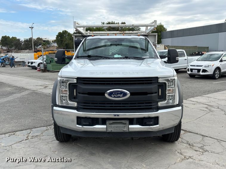 2019 Ford F450 Super Duty Flatbed Truck - photo 2