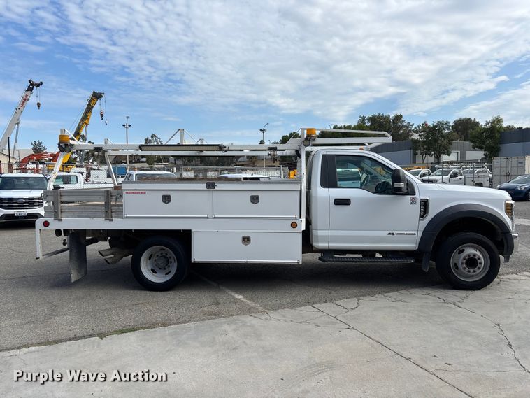 2019 Ford F450 Super Duty Flatbed Truck - photo 4