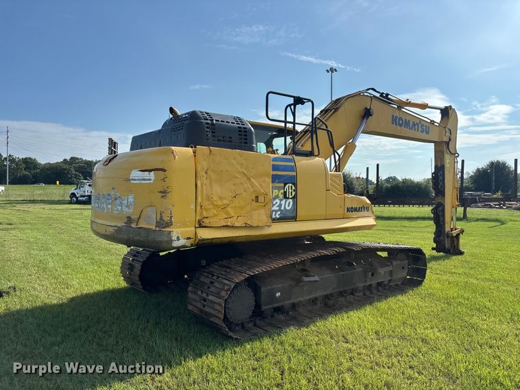 2017 Komatsu PC210LC-11 Excavator - photo 5