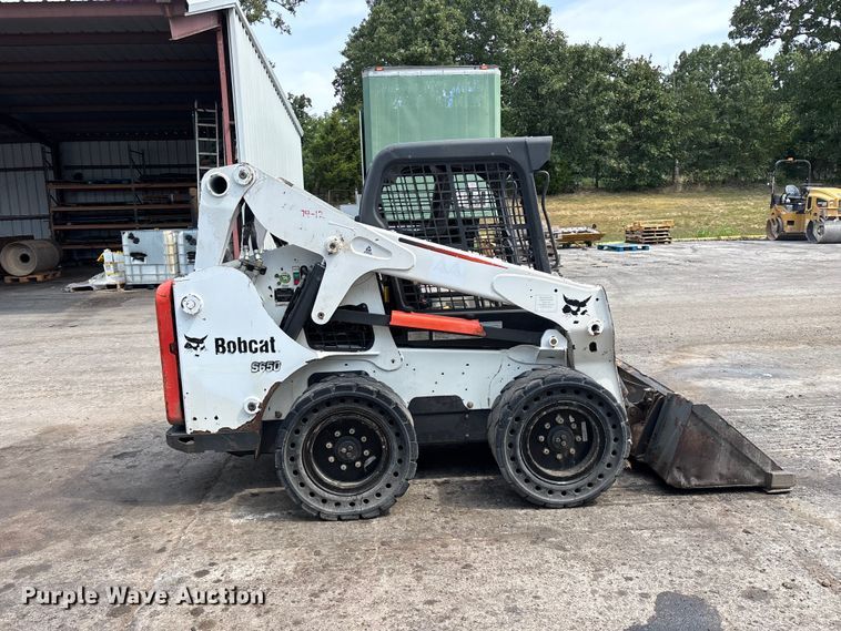 2015 Bobcat S650 Skid Steer Loader - photo 4