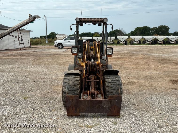 2011 Wacker Neuson WL 30 Wheel Loader - photo 2