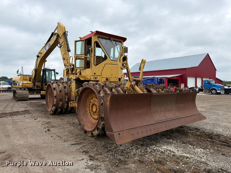 1978 Caterpillar 825B Soil Compactor - photo 3