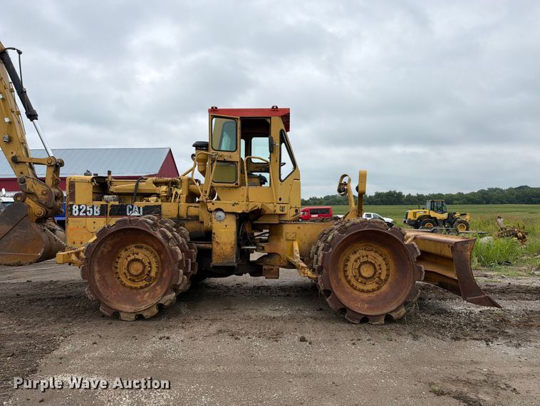 1978 Caterpillar 825B Soil Compactor - photo 4