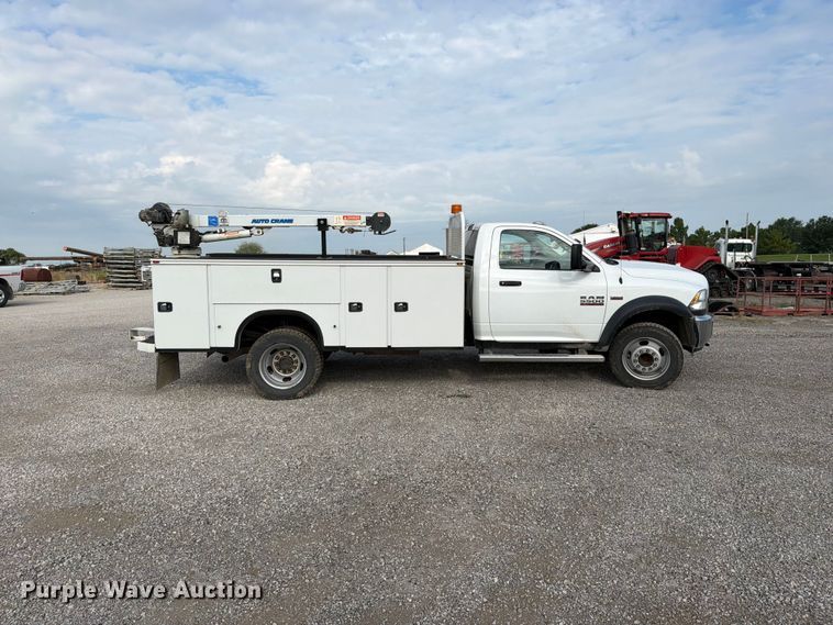 2016 RAM 5500 Utility / Service Truck - photo 4