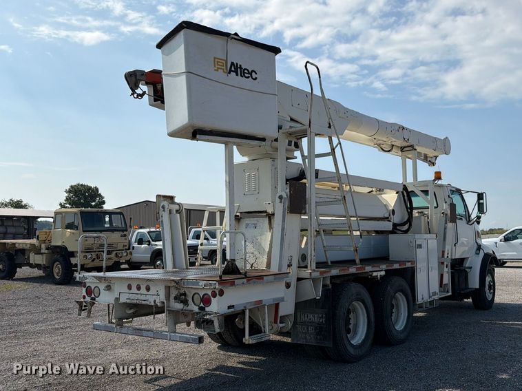1998 Ford LT8513 Bucket Truck - photo 5