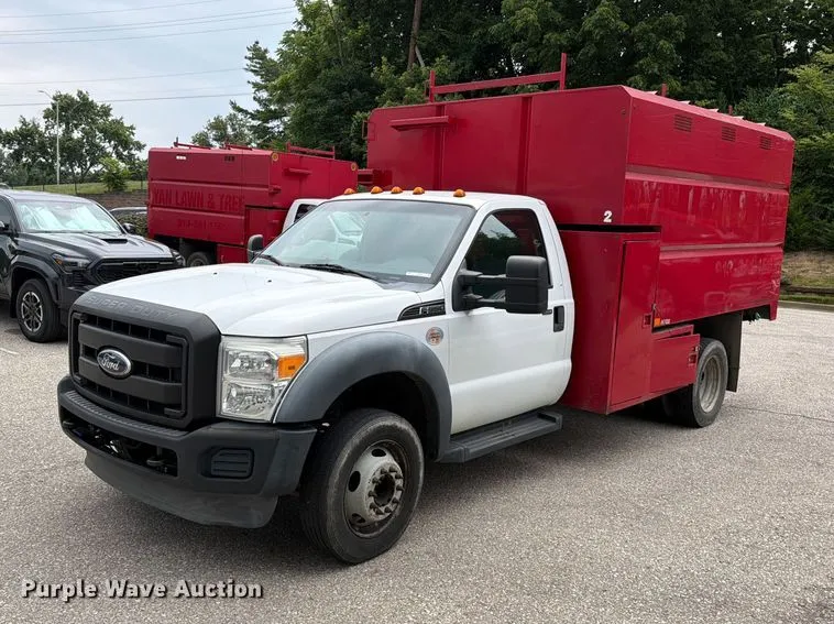 2011 Ford F550 Chipper Truck