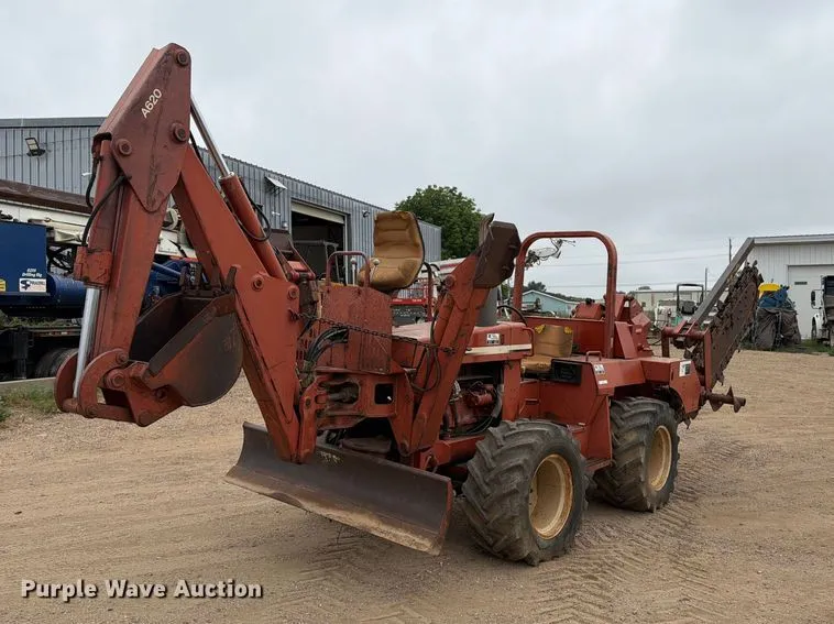 Ditch Witch 7610 Trencher