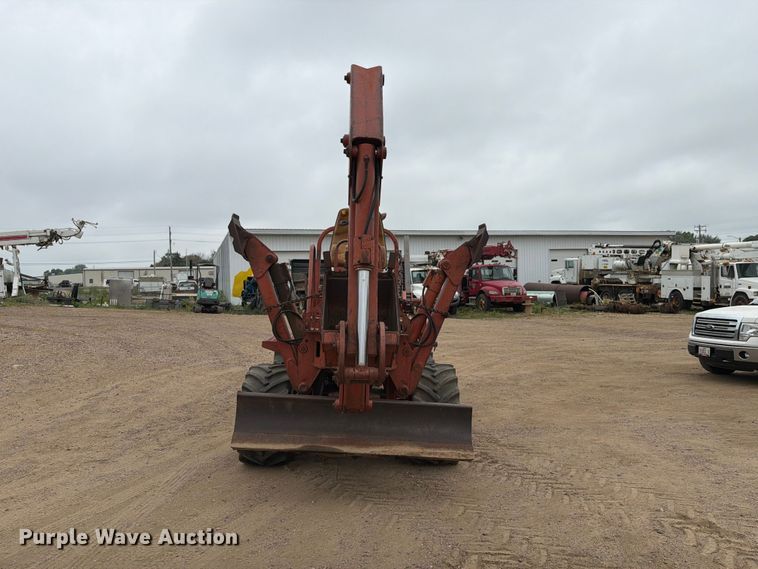 Ditch Witch 7610 Trencher - photo 2