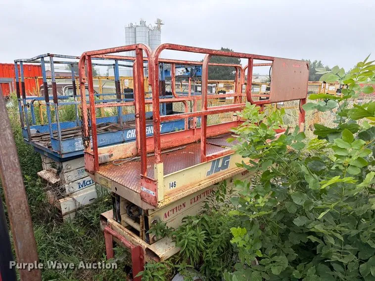 (6) Scissor Lifts