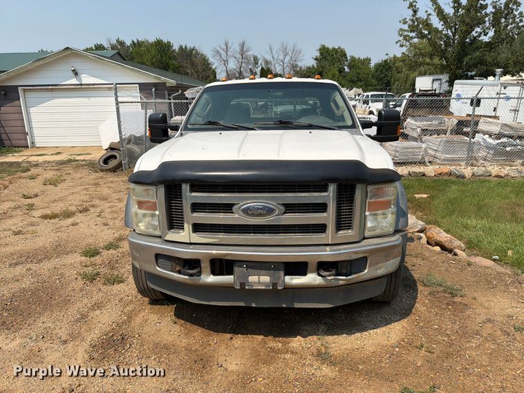2010 Ford F450 Super Duty Utility / Service Truck - photo 2