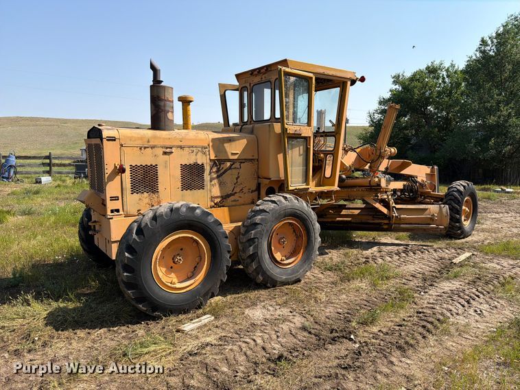 1975 Champion 560S Motor Grader - photo 5