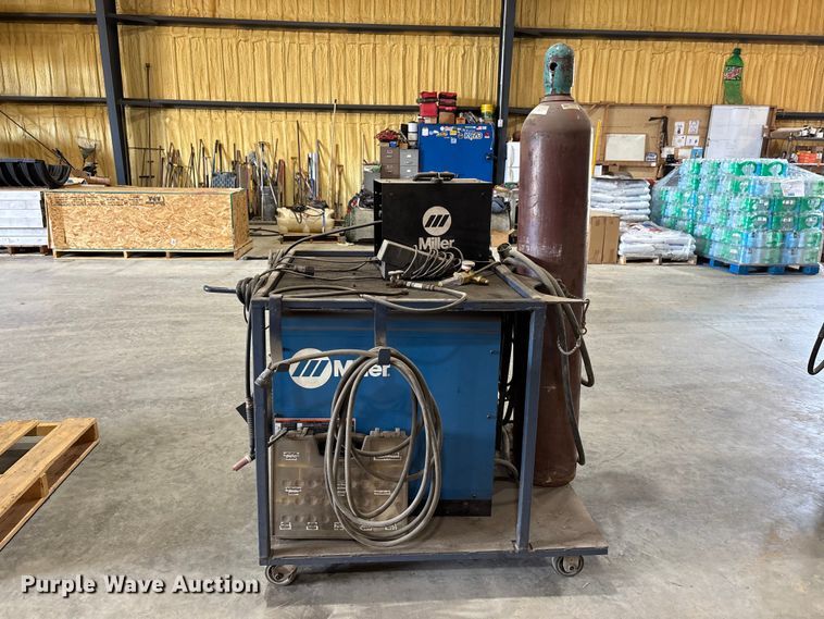Miller Dimension 302 Welder - photo 5
