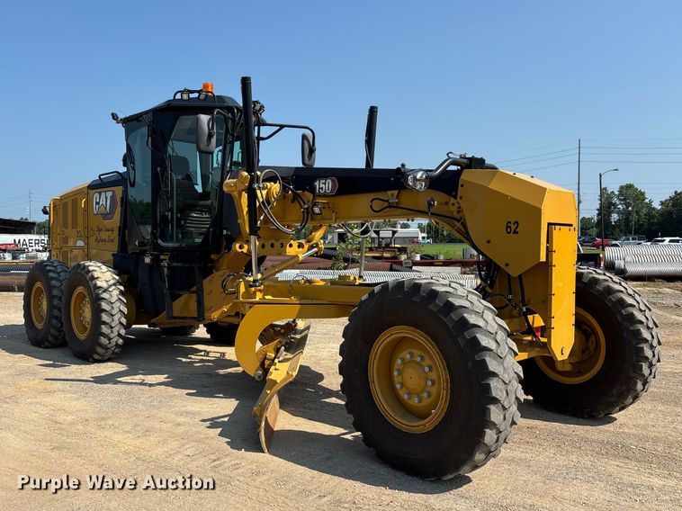 2020 Caterpillar 150 Motor Grader - photo 3