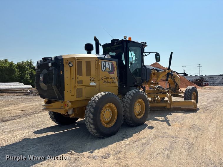 2020 Caterpillar 150 Motor Grader - photo 5