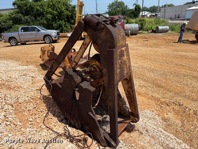 Clam Shell Bucket - photo 3