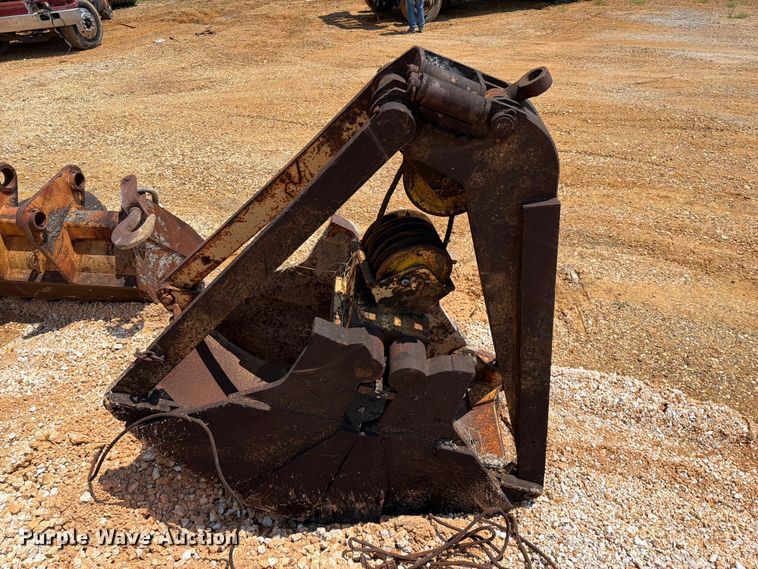 Clam Shell Bucket - photo 4