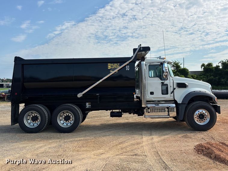 2026 Mack Granite Dump Truck - photo 4