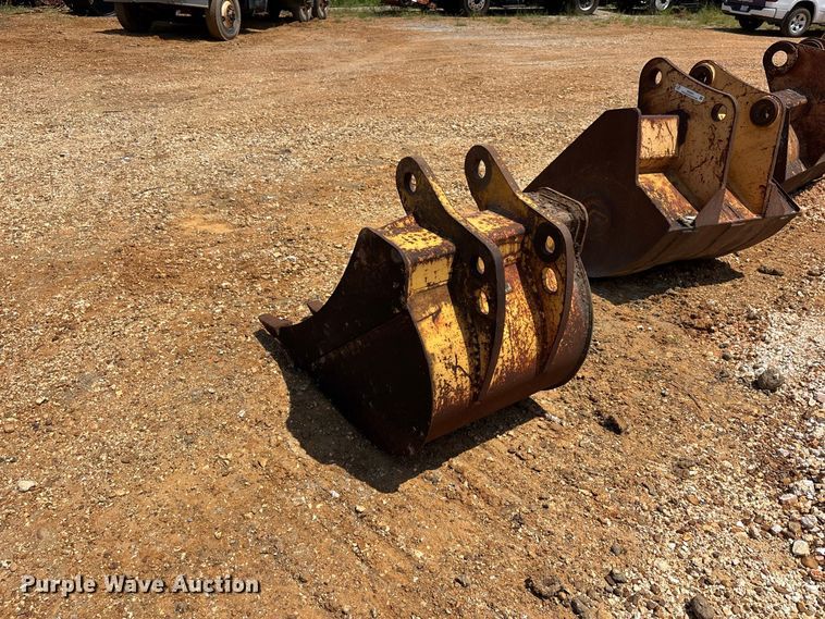 (3) Excavator Buckets - photo 5