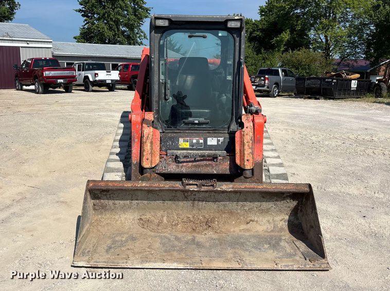 2024 Kubota SVL97-2 Tracked Skid Steer Loader - photo 2
