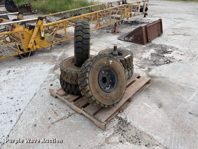 (6) Tires And Wheels - photo 3